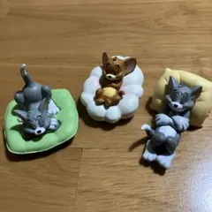 優良　即日配送　人気　トムとジェリー フィギュアセット　3点セット　ガチャ