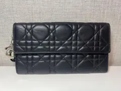 Christian Dior ディオールカナージュ 二つ折り財布のサムネイル