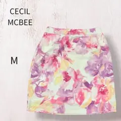 CECIL McBEE セシルマクビー 花柄タイトスカート M フラワープリントのサムネイル
