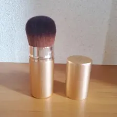 ONLY MINERALS ポケット ファンデーション ブラシ *匿名配送*のサムネイル