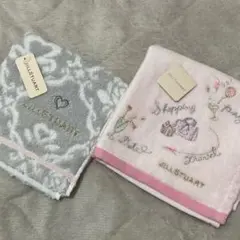 ジルスチュアート　タオルハンカチ　クラシックローズ　ハート　刺繍