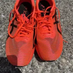 asics メタスピードエッジパリ　27cmのサムネイル