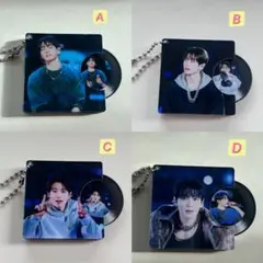 BTS グテ グク テテ taekook アクリルアルバムキーホルダー - メルカリ