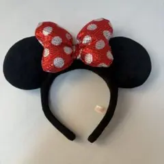 ミニーマウス カチューシャ 赤いリボン