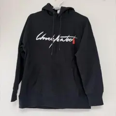 UNDEFEATED プルオーバーパーカー　黒のサムネイル