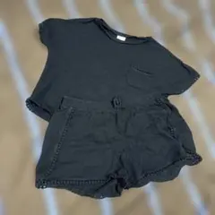 ZARA girls ザラ　ポンポン付き ブラック セットアップ140のサムネイル