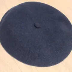 紺色ベレー帽