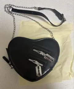 新品　ハート　レザー風　ブラック　チェーンバッグ　ショルダーバッグ　ポーチ