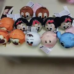 ディズニー　ピクサーキャラクター　プチプチドームマスコット　１２体セット
