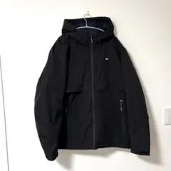 【美品】TOMMY HILFIGER ブラック ジャンパー