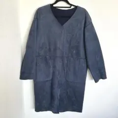 ネイビーフェイクムートンコート Vネック　earth music&ecology