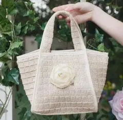Herlipto Rose Straw Tote Bag ノベルティバッグのサムネイル