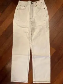 GU ハイウエストストレートジーンズ M