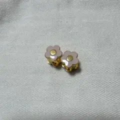 マリークワント　花の形 ピアス(両耳用)
