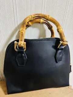 美品⭐︎ショルダーバッグ　取り外し可能　ブラック