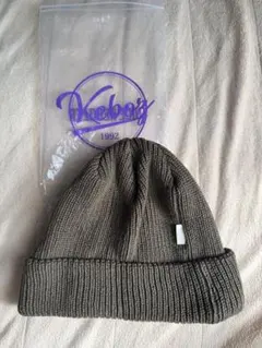 新品未使用　ケボズ　keboz ビーニー　オリーブ