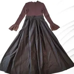 マーキュリーデュオ　光沢シャカシャカスカート　ドッキングワンピース