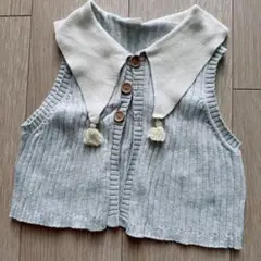 バースデイ　コトリ　Cottoli グレー　灰色　襟付きベスト　ニット　80