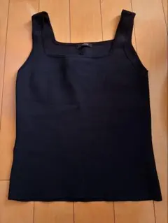 黒 スクエアネック タンクトップ フリーサイズ