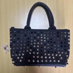 DIAVELスタッズ付きブラックハンドバッグ