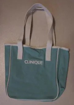【新品・未使用】　CLINIQUE　クリニークトートバッグのサムネイル