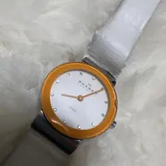 SKAGEN ホワイト オレンジ 腕時計のサムネイル