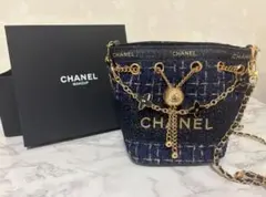 CHANEL ツイードショルダーバッグ 黒×白 ノベルティ - メルカリ