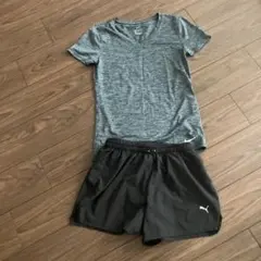 ナイキTシャツとプーマ　ランニングパンツセットM