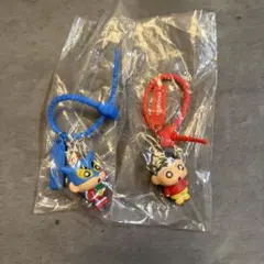 クレヨンしんちゃん ガチャ カラフルマルチチャーム アクション仮面2点セット