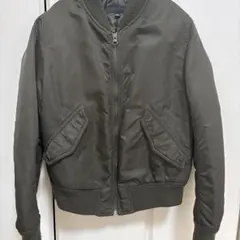 オリーブ カーキ MA-1ジャケット ユニクロ UNIQLO レディース