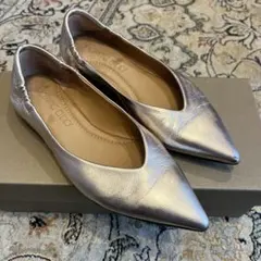 極美品　現行　FABIO RUSCONI ゴールドカラー　ポインテッド　38 極美品 現行 FABIO RUSCONI ゴールドカラー ポインテッド 38 - メルカリ