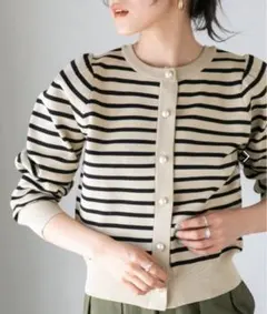 ライトスポンディッシュパールボタンカーディガン