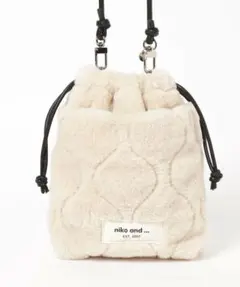 nico and... オリジナルキルト巾着ショルダーバッグ ニコアンド
