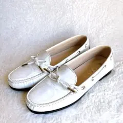 Item thumbnail for item 198ffeda-2786-4867-9012-3cd4a61f8449