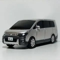 三菱 デリカD5 ブレイク Break ミニカー DELICA D：5のサムネイル
