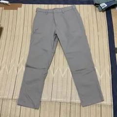 最終価格❗️UNIQLO ベージュ チノパン ウエスト76cm