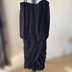 新品　ブラック ドレープデザイン パーティードレス