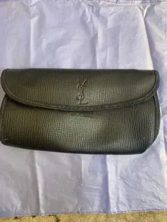 YSL ブラックレザーポーチ