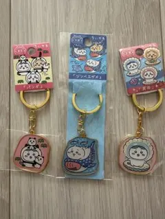 ちいかわ　ご当地キーホルダー　東京　三重　沖縄　パンダ　真珠　ハチワレ　サメ