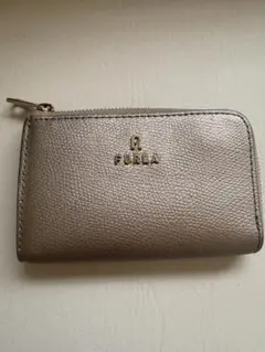 FURLA カードケース L字ファスナー ゴールド