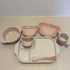 【美品★7割引】ルクルーゼ　ベビー食器　7点セット　ピンクのサムネイル