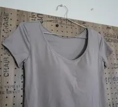 新品タグ付き　ユニクロ　エアリズム　ブラUネックT　ベージュ