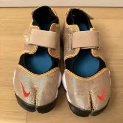 Nike エアリフト　 ゴールド スニーカー