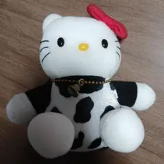 ハローキティ 牛柄 ぬいぐるみ - メルカリ