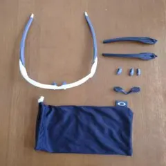 Oakley スポーツサングラス ホワイト/グレー 付属品あり