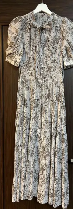 【新品・タグつき】スナイデル　ボウタイプリントワンピース　snidel