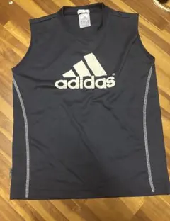adidas キッズ ノースリーブ 140cm ネイビー
