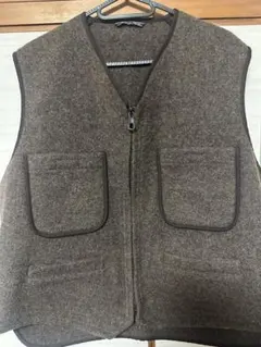 Woolrich ウールベスト ジップアップ - メルカリ