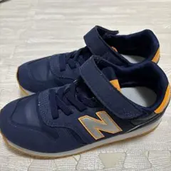 ニューバランス  スニーカー　ネイビー　21センチ