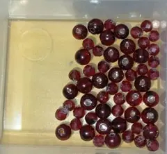 ガーネット ビーズ・アクセサリー